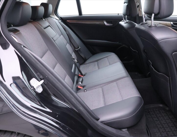 Mercedes-Benz Třídy C Kombi 1,8 l 115 kw