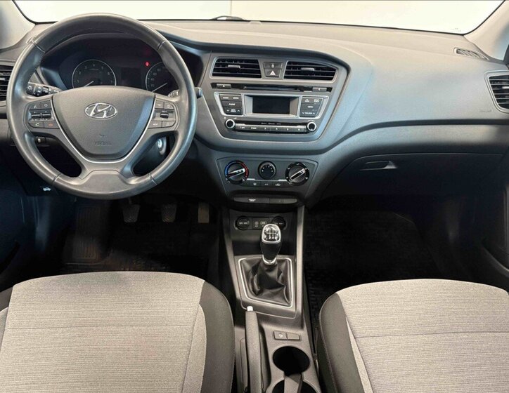 Hyundai i20 Hatchback 1,4 l 73 kw