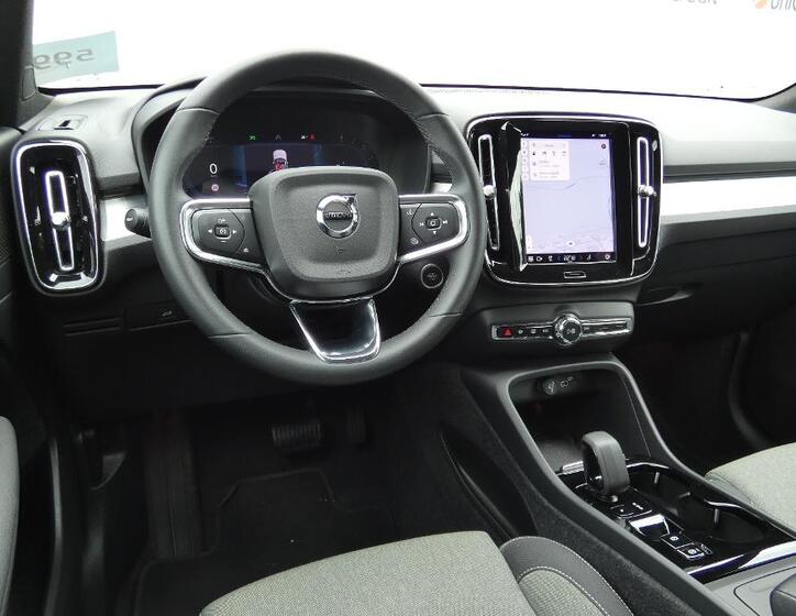 Volvo XC40 5