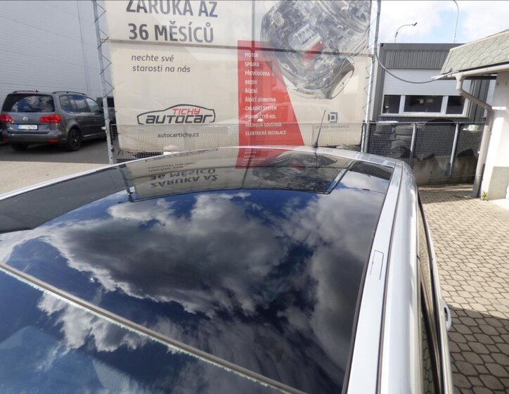 Peugeot 5008 MPV 1,6 l 88 kw