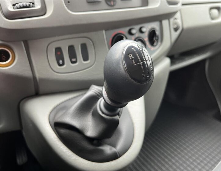 Opel Vivaro VAN-Minibus 2,0 l 84 kw