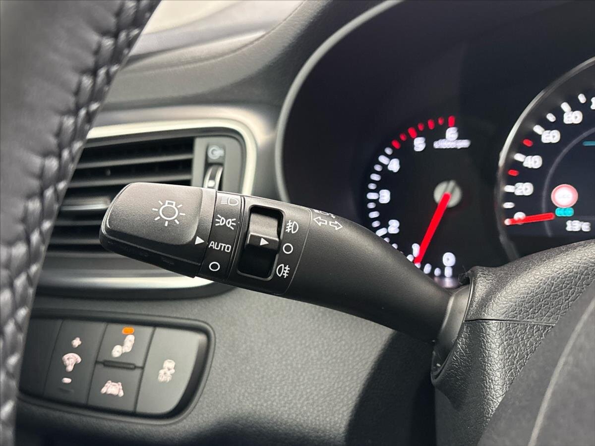 KIA Sorento SUV / Terénní 2,2 l 147 kw