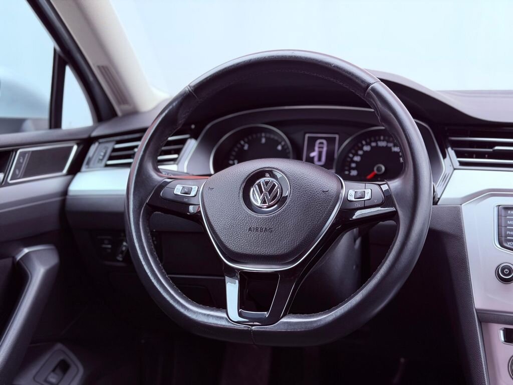 Volkswagen Passat Kombi 2,0 l 110 kw