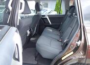 Toyota Land Cruiser 16