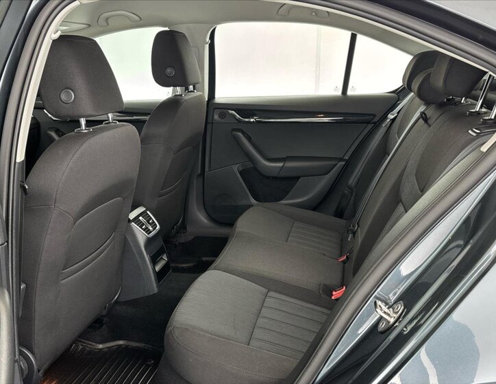 Škoda Octavia Liftback 1,6 l 85 kw