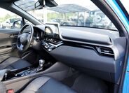 Toyota C-HR 25