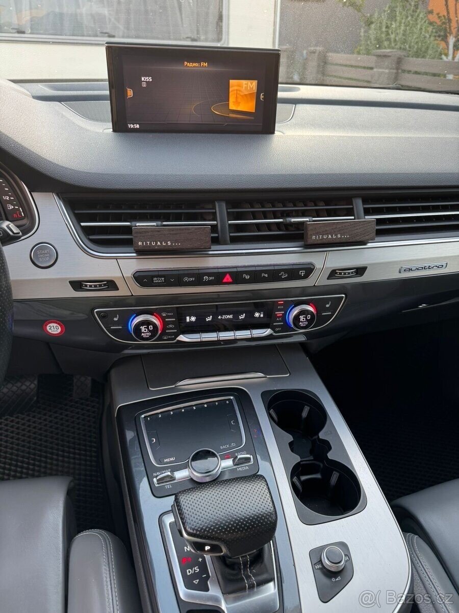 Audi Q7 Kombi 3,0 l 200 kw