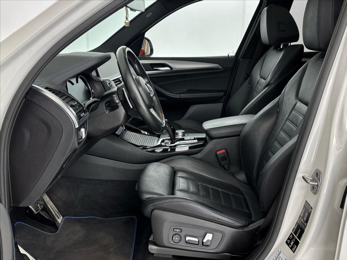 BMW X3 SUV / Terénní 2,0 l 140 kw