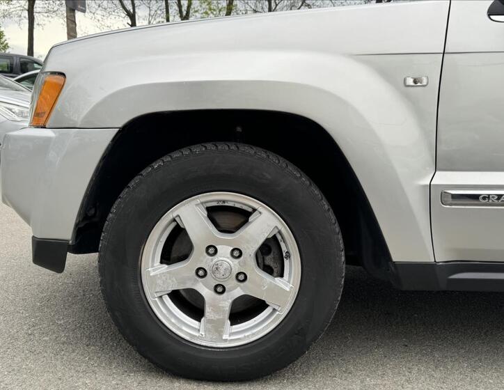 Jeep Grand Cherokee 17