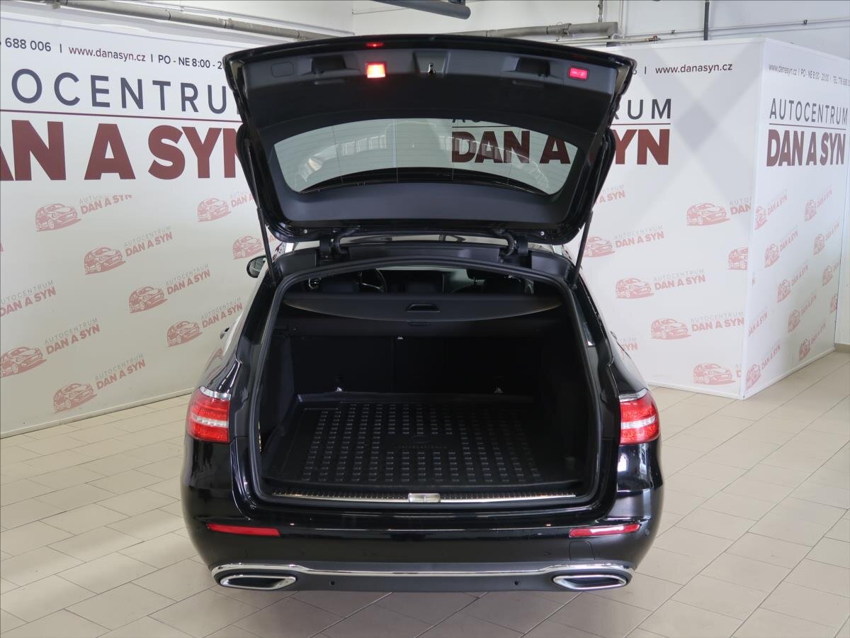 Mercedes-Benz Třídy E Kombi 2,0 l 143 kw