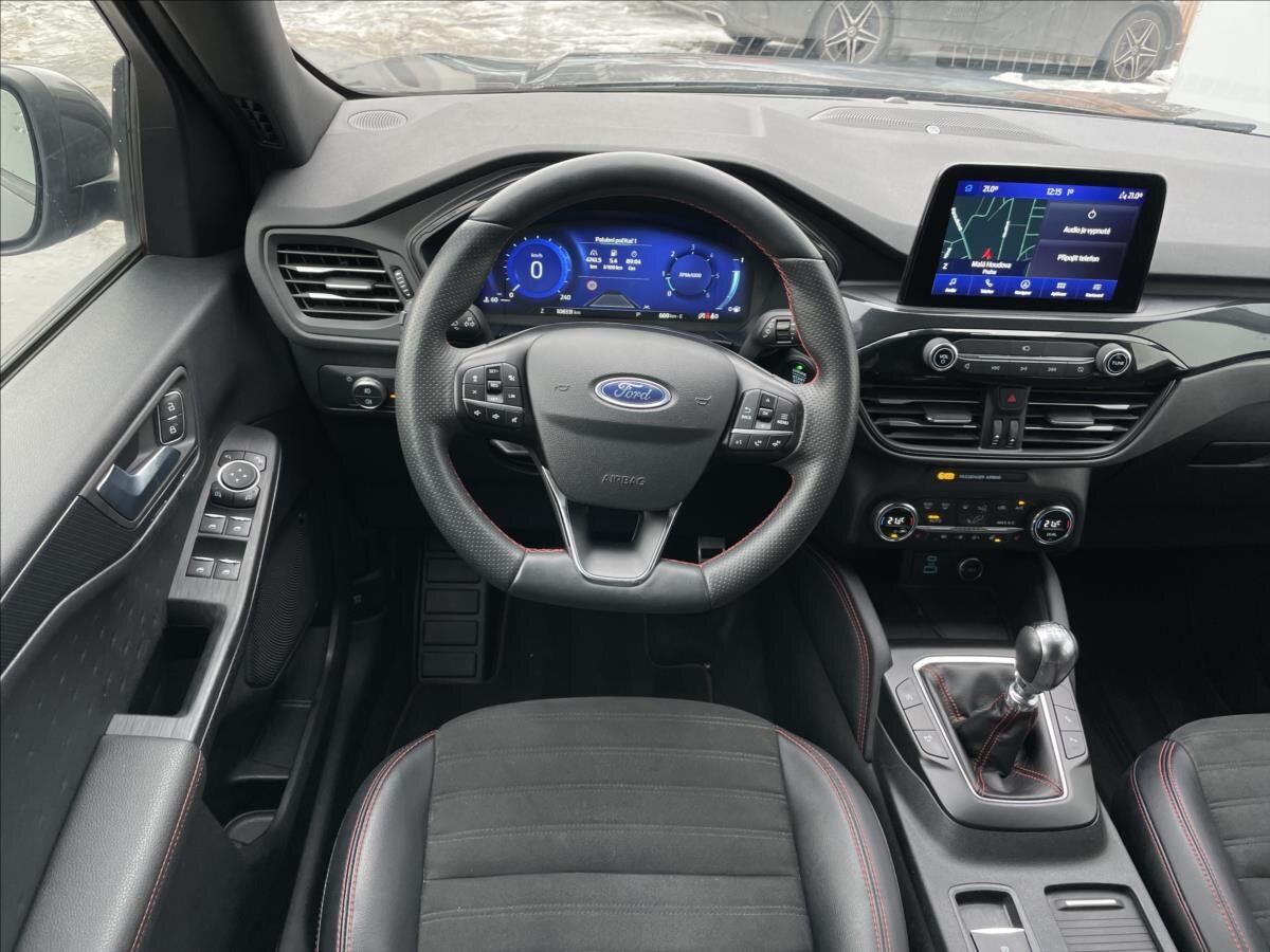 Ford Kuga SUV 1,5 l 88 kw