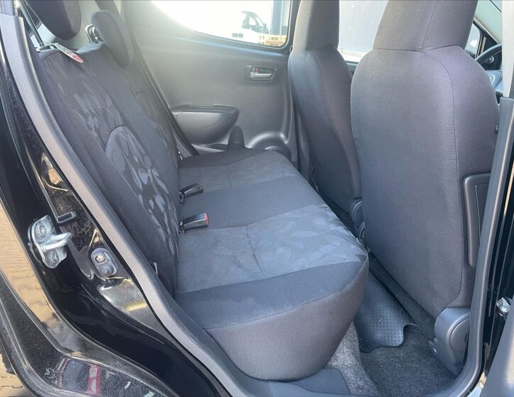 Suzuki Alto Hatchback 996,0 50 kw