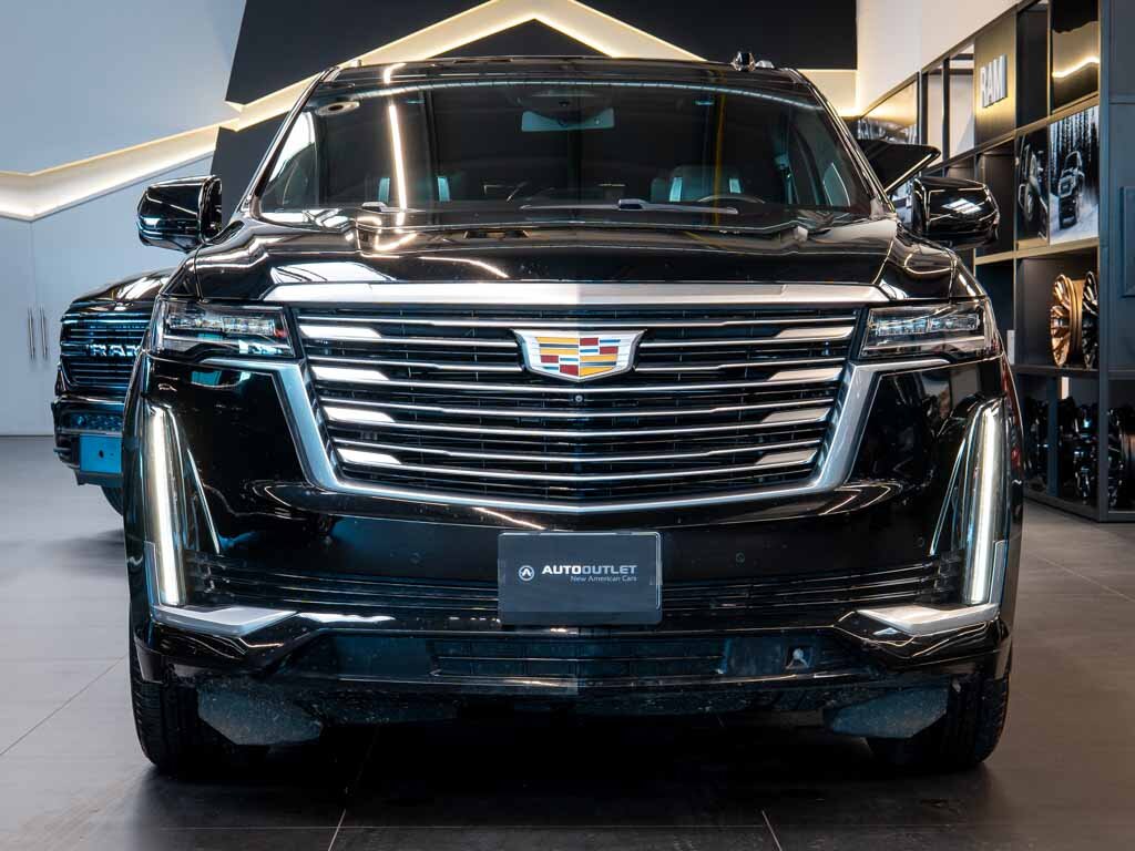 Cadillac Escalade SUV / Terénní 6,2 l 313 kw