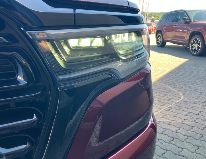 Dodge RAM Pick-up 3,0 l 403 kw