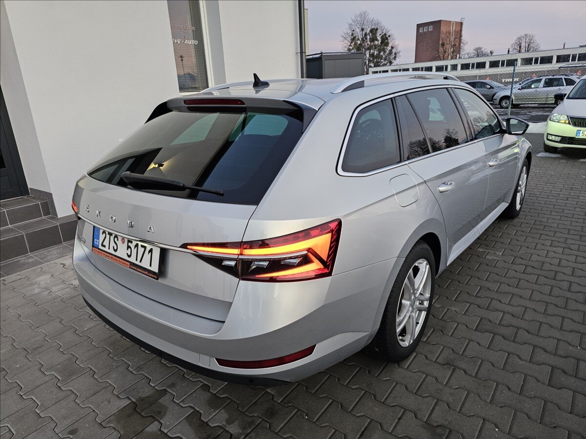 Škoda Superb Kombi 2,0 l 110 kw