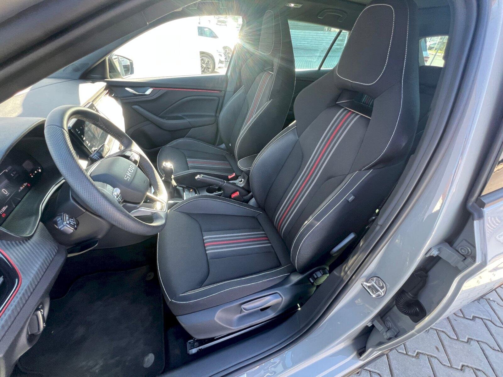 Škoda Scala Hatchback 1,0 l 85 kw