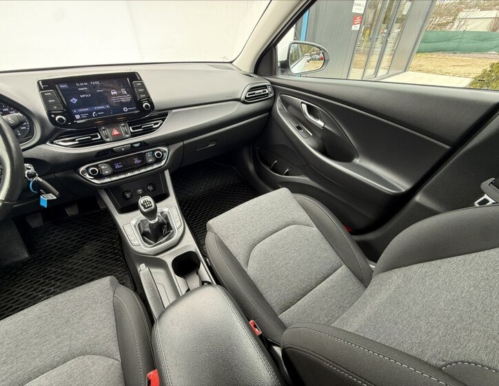 Hyundai i30 Kombi 1,5 l 118 kw