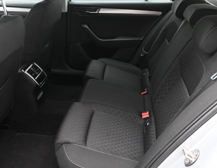 Škoda Superb Kombi 1,4 l 115 kw