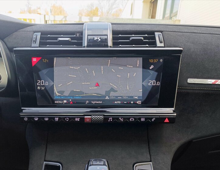 DS Automobiles DS7 Crossback SUV / Terénní 2,0 l 132 kw