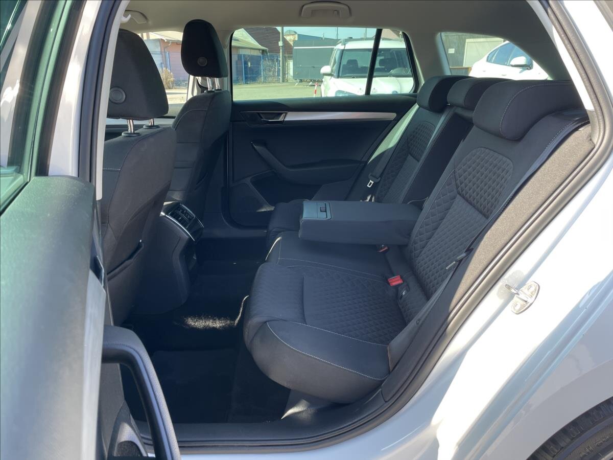 Škoda Superb Kombi 2,0 l 110 kw