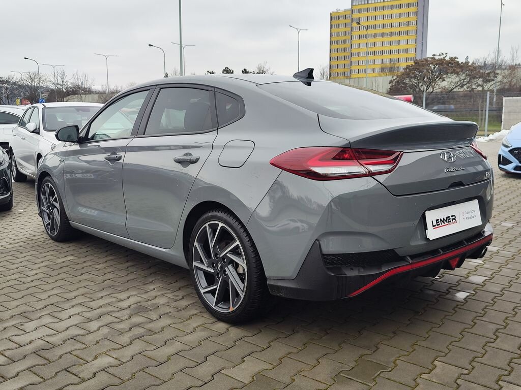 Hyundai i30 Liftback 1,5 l 117 kw