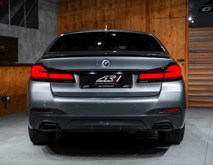 BMW Řada 5 24