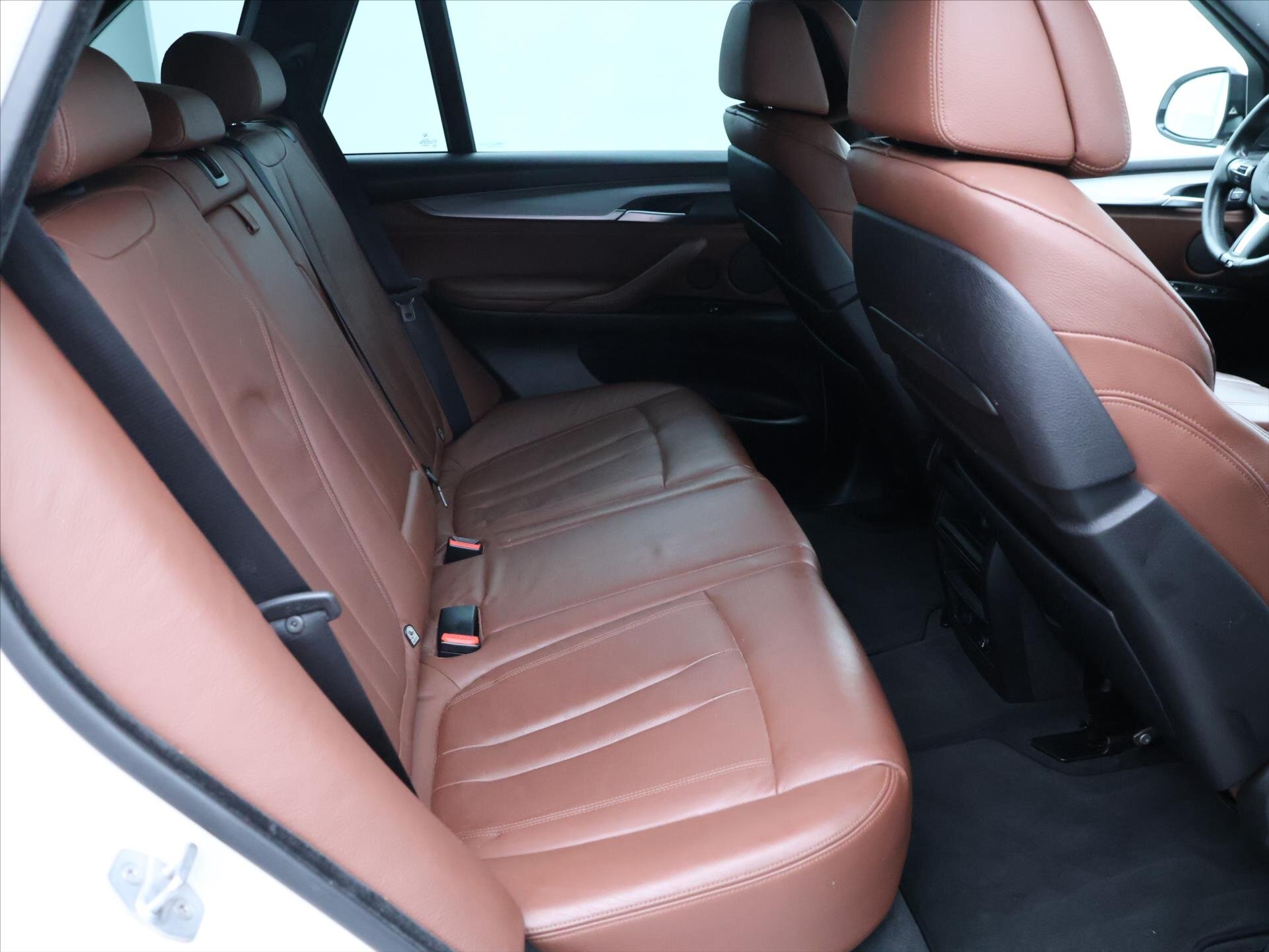 BMW X5 SUV / Terénní 3,0 l 230 kw