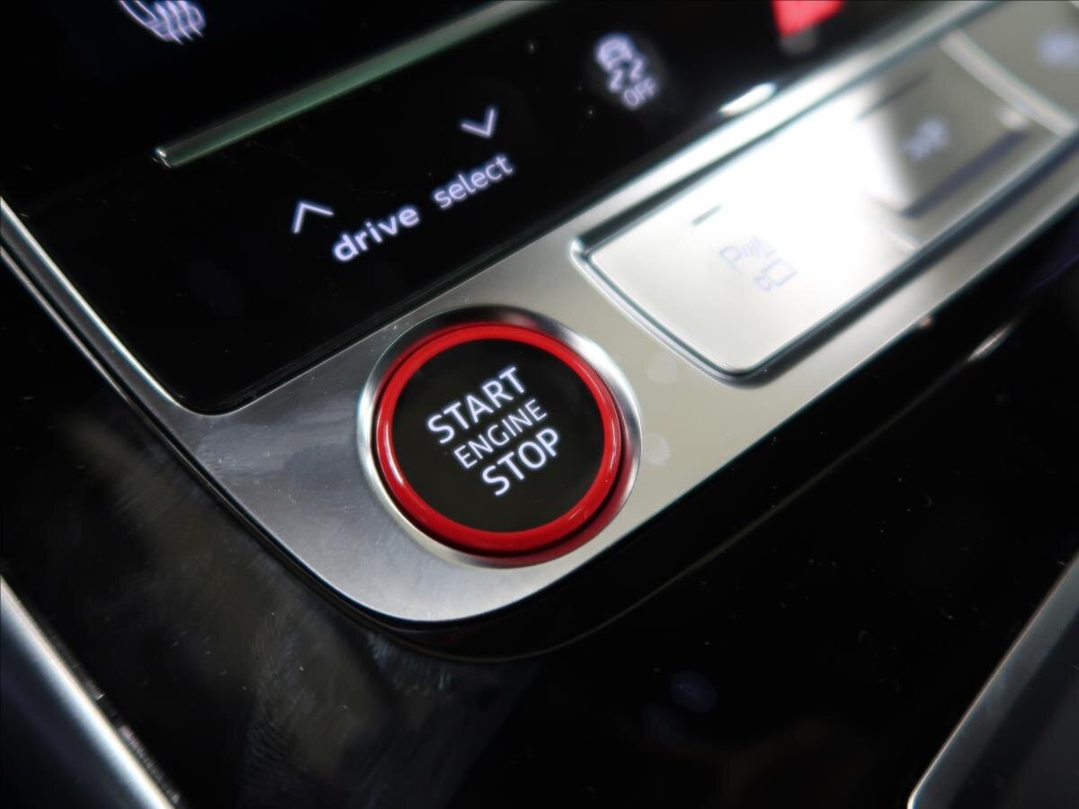 Audi RS Q8 SUV / Terénní 4,0 l 441 kw