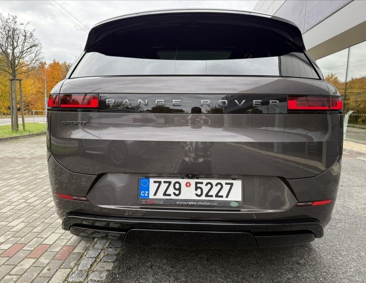 Land Rover Range Rover Sport SUV / Terénní 3,0 l 184 kw