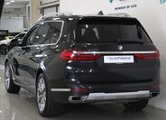 BMW X7 SUV / Terénní 3,0 l 195 kw