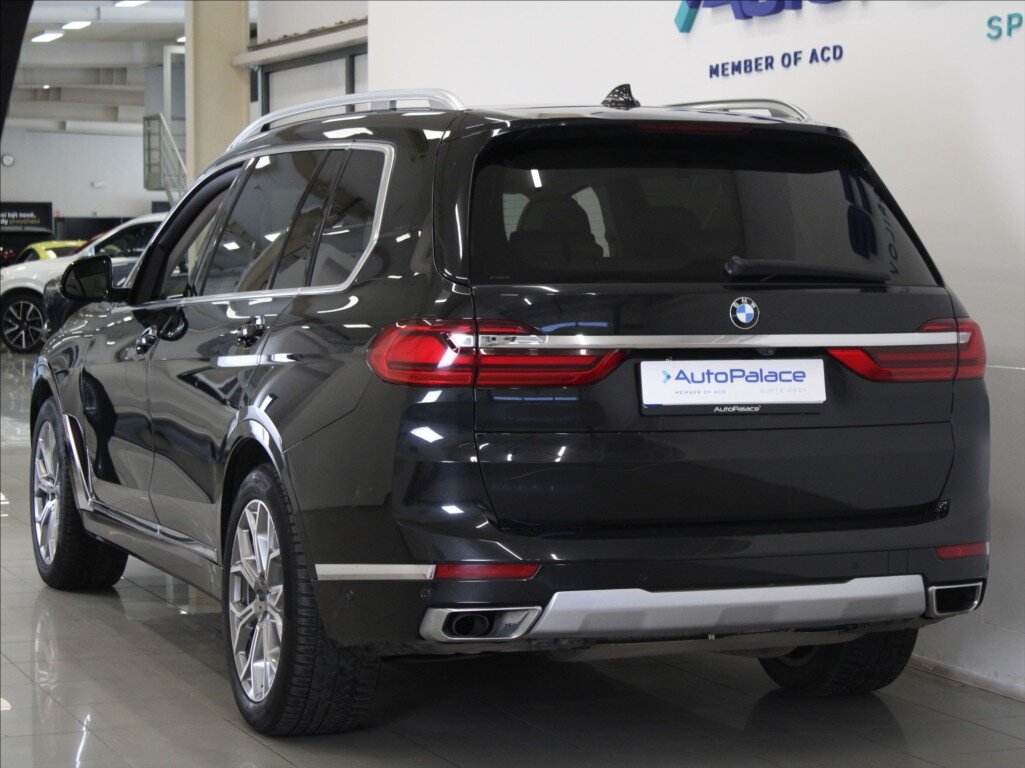 BMW X7 SUV / Terénní 3,0 l 195 kw