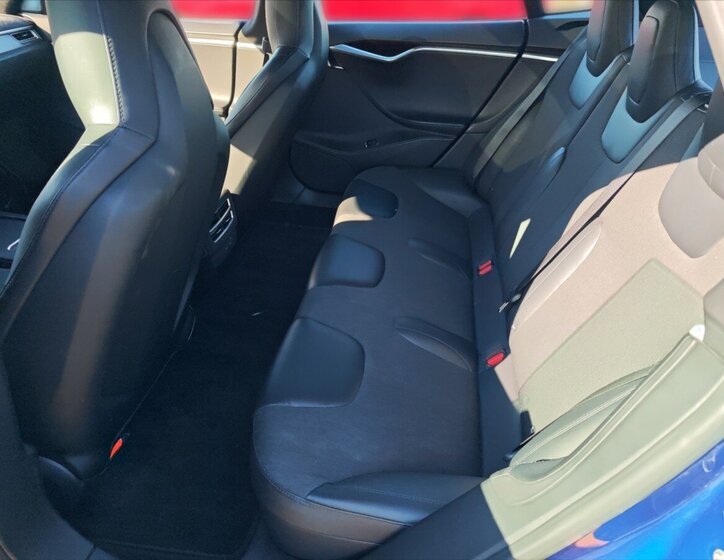 Tesla Model S Liftback 0,0 386 kw