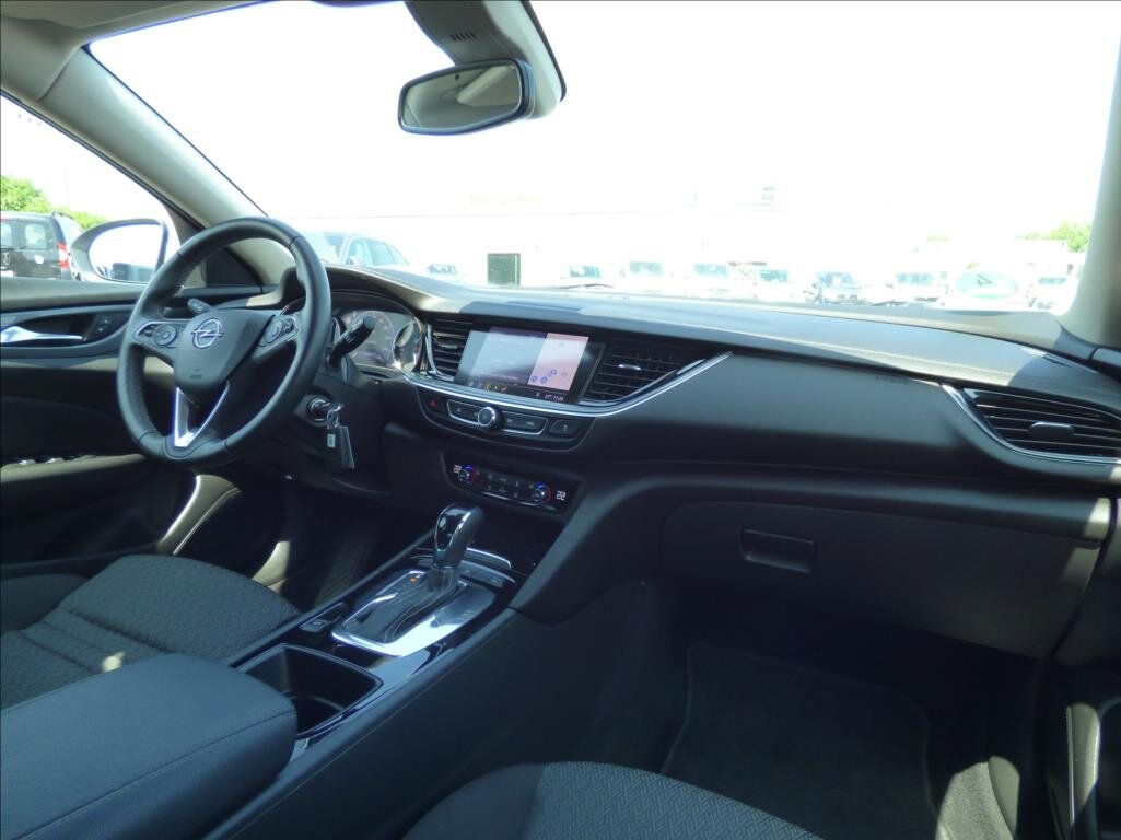 Opel Insignia Hatchback 2,0 l 125 kw