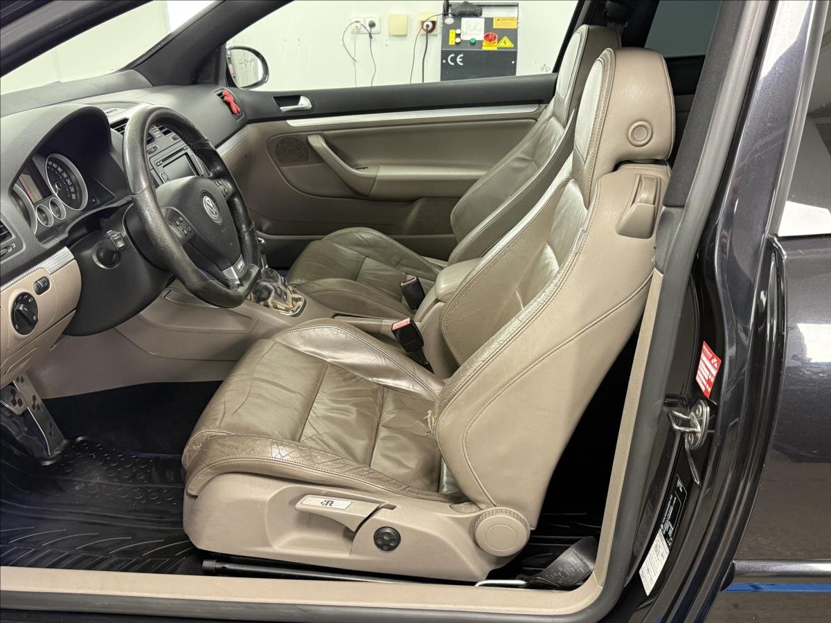 Volkswagen Golf Kombi 3,2 l 184 kw