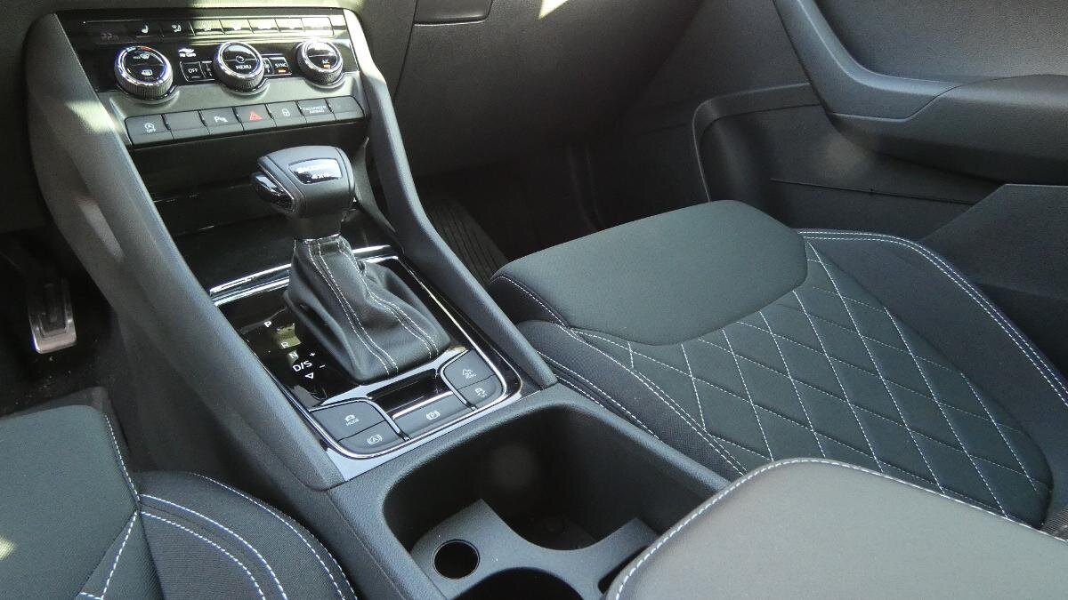 Škoda Karoq SUV / Terénní 2,0 l 110 kw