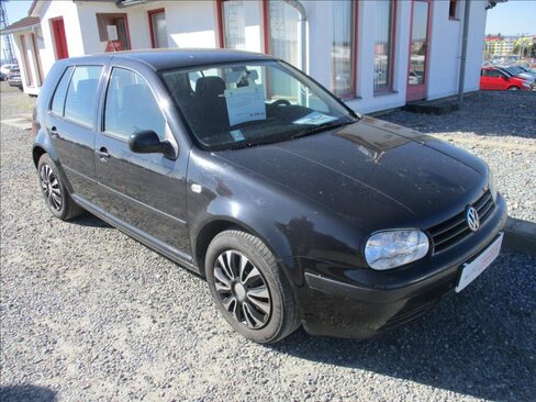 Volkswagen Golf Hatchback 1,6 l 77 kw