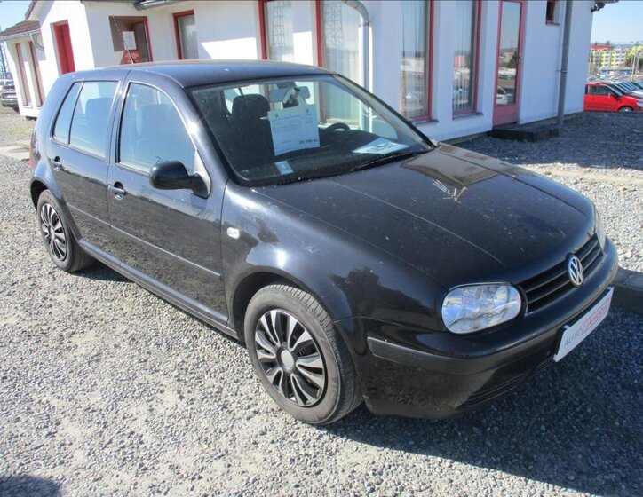 Volkswagen Golf Hatchback 1,6 l 77 kw
