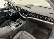 Volkswagen Touareg 22