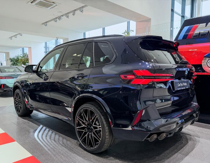 BMW X5 SUV / Terénní 4,4 l 460 kw