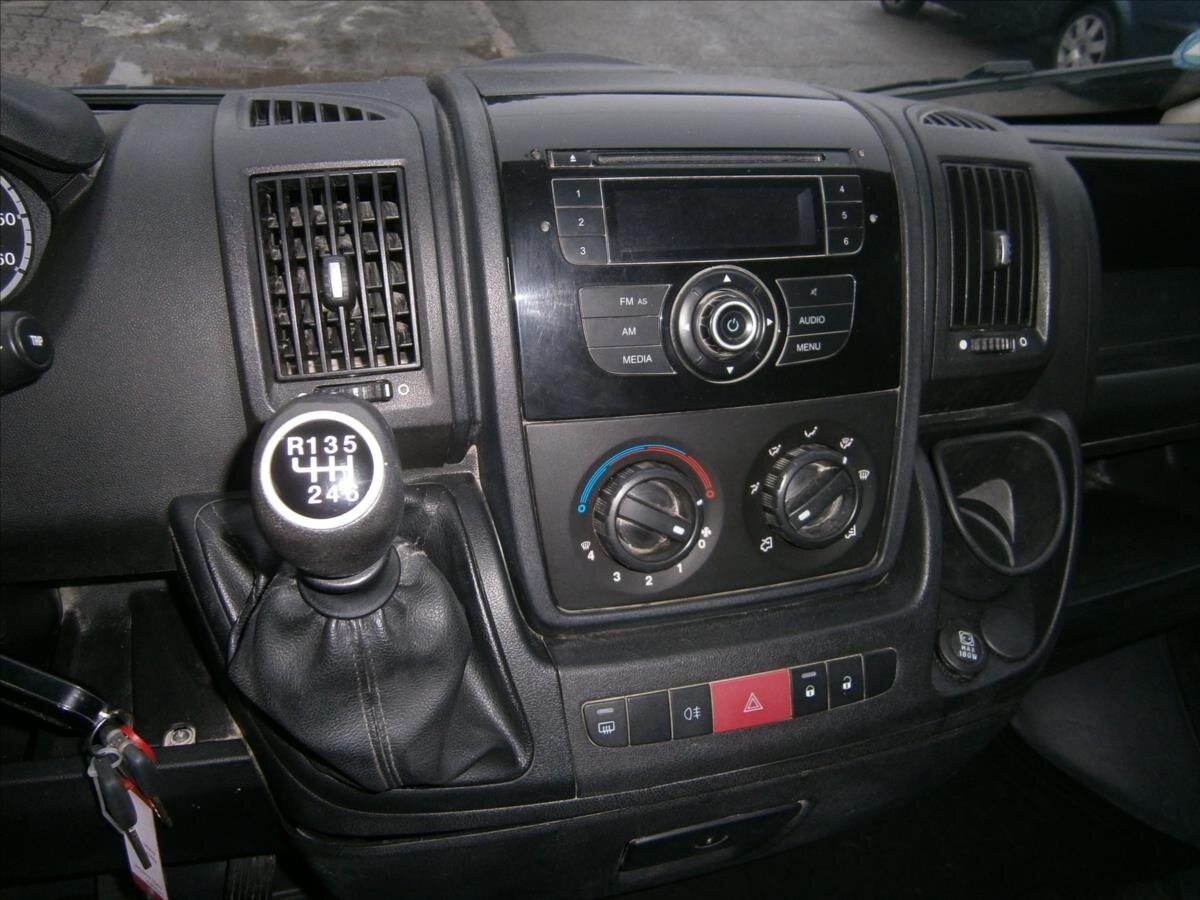 Peugeot Boxer Ostatní 2,2 l 96 kw