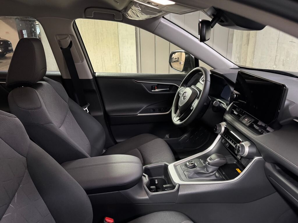 Toyota RAV4 SUV 2,5 l 163 kw