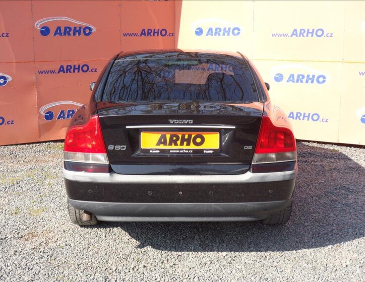 Volvo S60 Sedan 2,4 l 120 kw