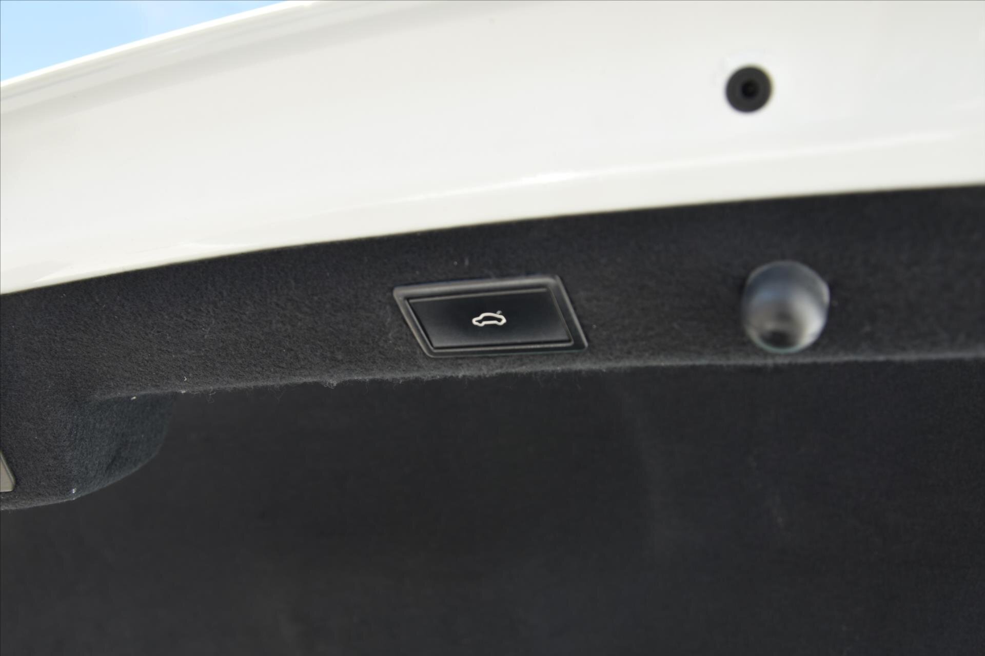 Škoda Superb Liftback 2,0 l 110 kw