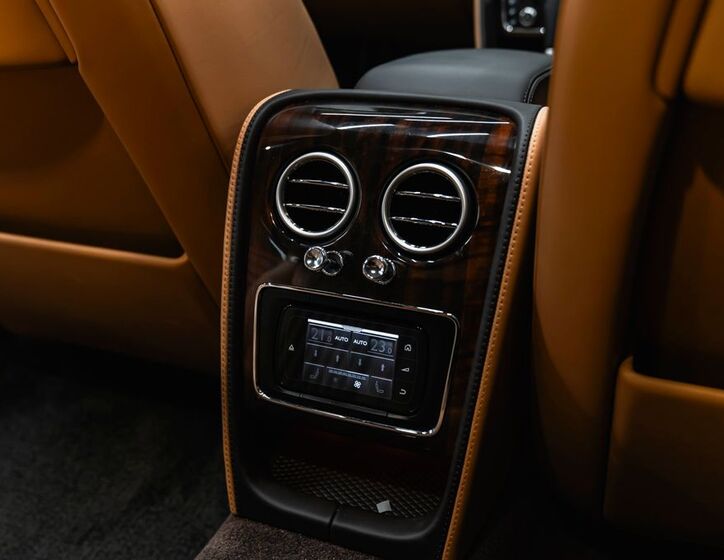 Bentley Flying Spur 25