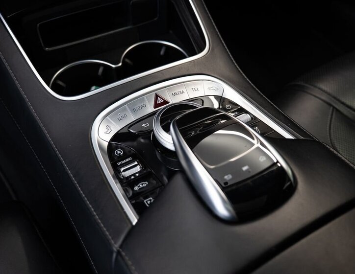 Mercedes-Benz Třídy S Sedan / Limuzína 2,9 l 250 kw