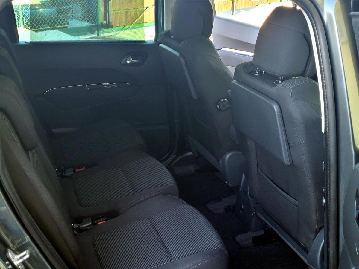 Peugeot 5008 MPV 1,6 l 115 kw