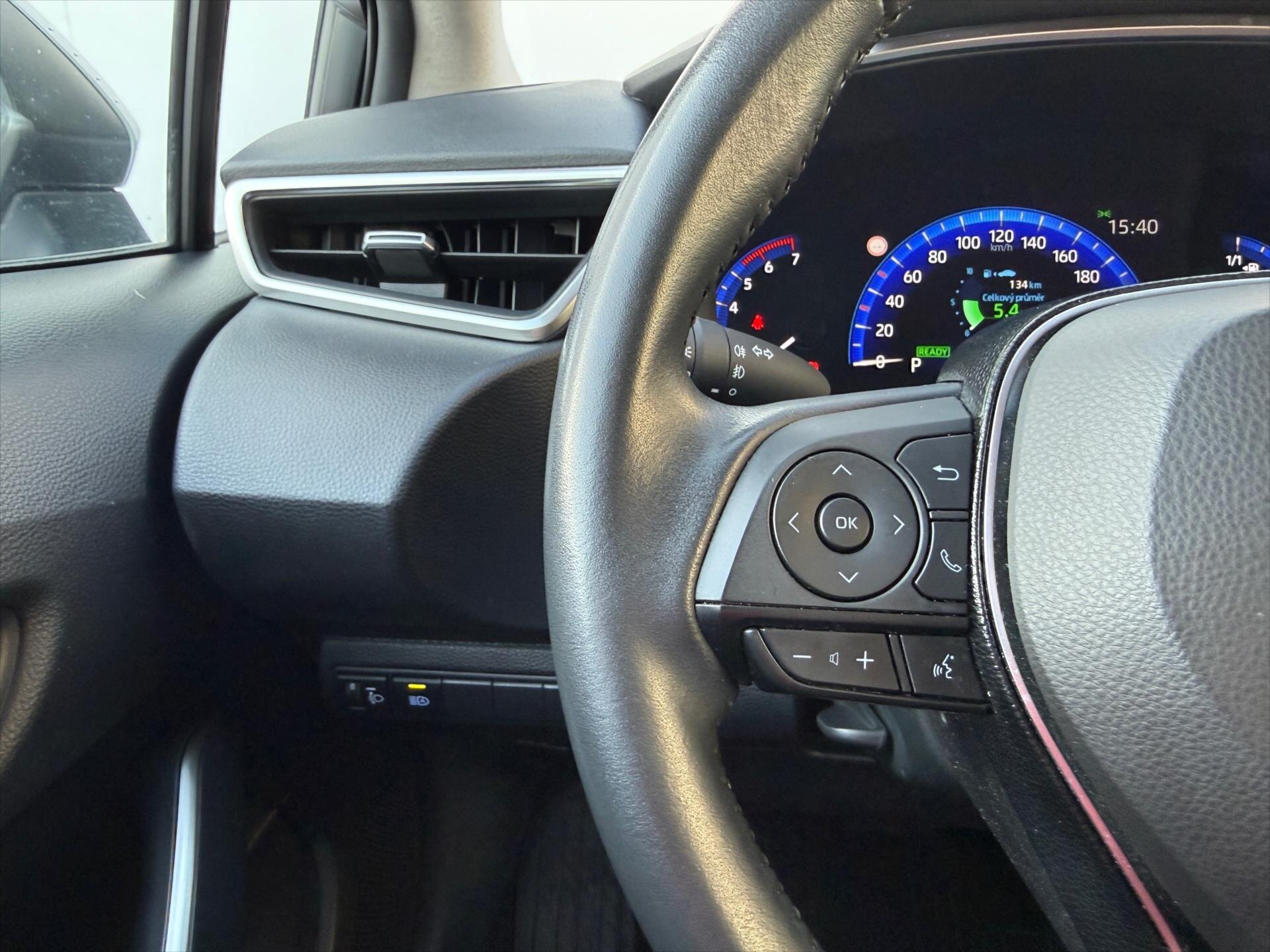 Toyota Corolla Sedan / Limuzína 1,8 l 72 kw