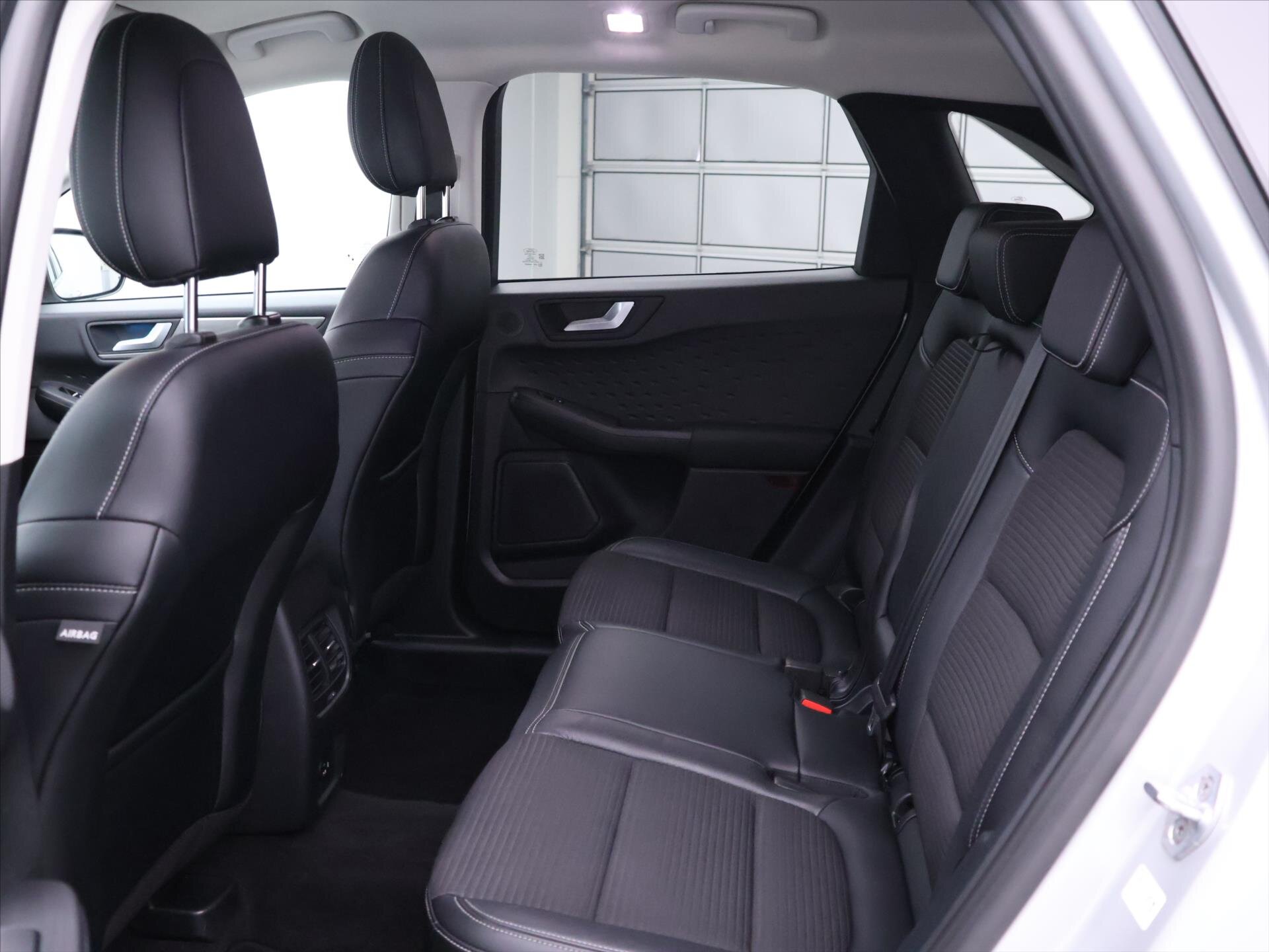 Ford Kuga SUV / Terénní 1,5 l 110 kw