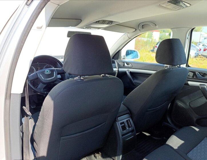 Škoda Octavia Liftback 1,6 l 77 kw