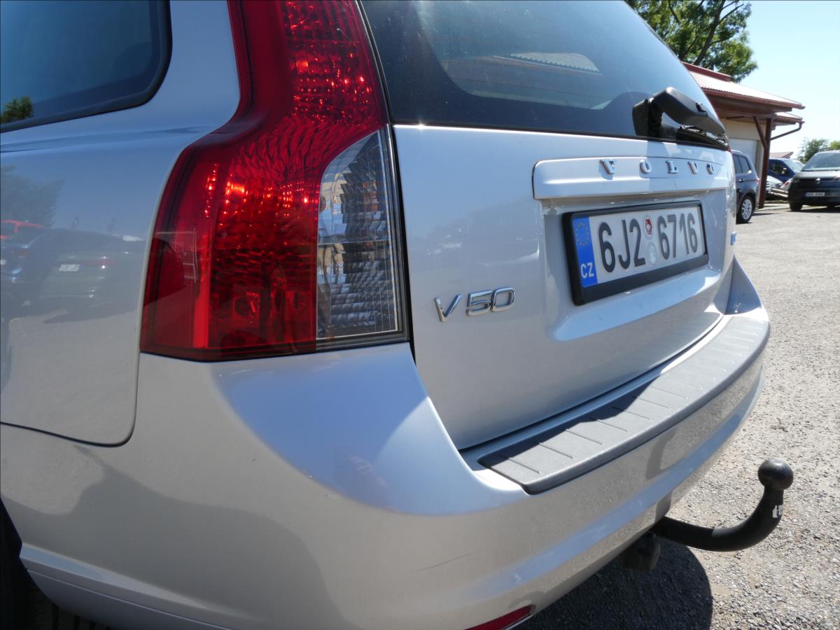 Volvo V50